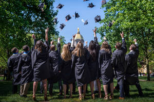 Caption: University Of Notre Dame Graduation Day Wallpaper