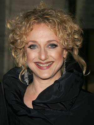 Carol Kane Red Lipstick Wallpaper