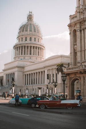 Cars Parked Outside Capitol Hill Wallpaper