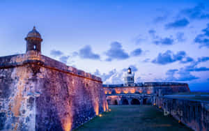 Castillo San Felipe Del Morro At Sundown Wallpaper