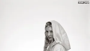 Cate Blanchett In Lotr Wallpaper
