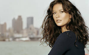 Catherine Zeta-jones Messy Wavy Hair Wallpaper