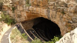 Cave Entryway Carlsbad Caverns National Park Wallpaper