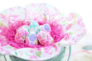 Celebrate This Colorful Easter With This Beautiful, Pastel Egg Decoration Wallpaper