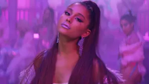 Celebrating Success With Ariana Grande’s “7 Rings” Wallpaper