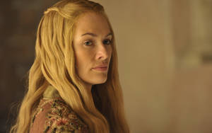 Cersei Lannister Side View Wallpaper