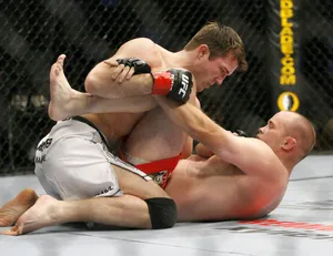 Chael Sonnen Against Jeremy Horn Wallpaper