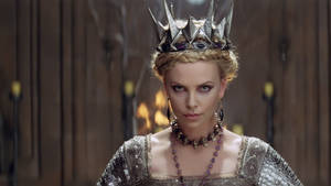 Charlize Theron As Queen Ravenna In Snow White And The Huntsman Wallpaper