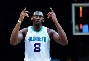 Charlotte Hornets Bismack Biyombo Wallpaper