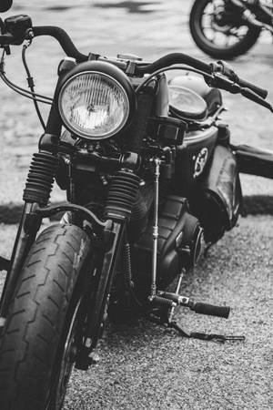 Chopper Motorcycle Monochromatic Shot Wallpaper