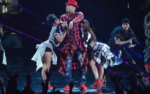 Chris Brown With Dancers Wallpaper