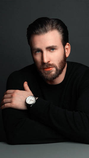 Chris Evans Handsome Portrait Wallpaper