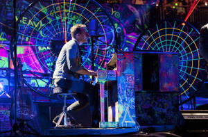 Chris Martin Mylo Xyloto Wallpaper