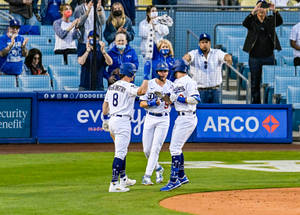 Chris Taylor With Dodgers Teammates Wallpaper