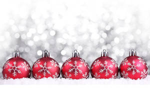 Christmas Balls Background Wallpaper