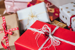 Christmas Presents In White And Red Wallpaper