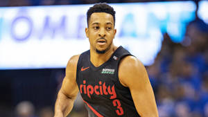 Cj Mccollum Focus Look Wallpaper