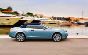 Class, Luxury And Power In A Bentley Continental Gts Wallpaper