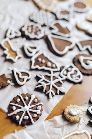 Classic Christmas Cookies Wallpaper
