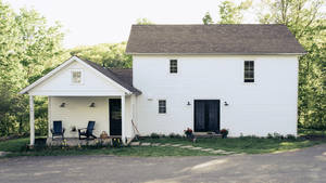 Classic White Home Wallpaper