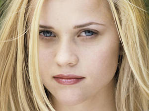 Close-up Reese Witherspoon Wallpaper