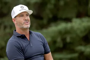 Close-up Scott Piercy In Black Shirt Wallpaper