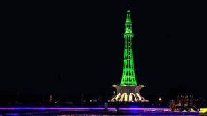 Colorful Pakistan E-minar Wallpaper