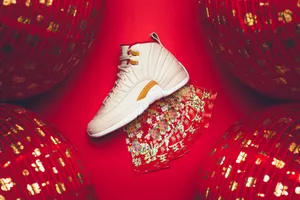 “complete Your Outfit With The Latest Nike Shoe.” Wallpaper