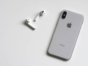 Cool Iphone Air Pods Wallpaper