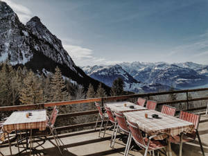 Cool Restaurant During Winter Wallpaper