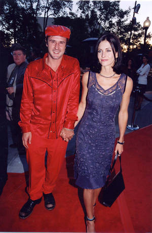 Courteney Cox With Her Boyfriend Wallpaper