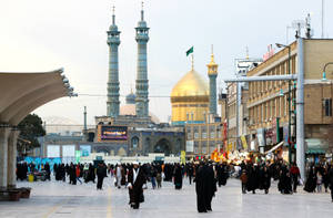 Crowded Streets In Iran Wallpaper