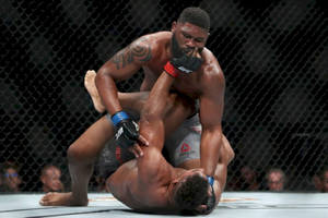 Curtis Blaydes Pummeling Wallpaper