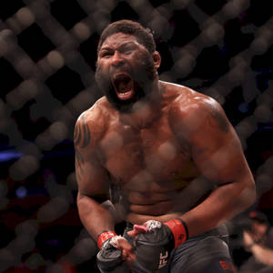 Curtis Blaydes Shouting Grate Wallpaper