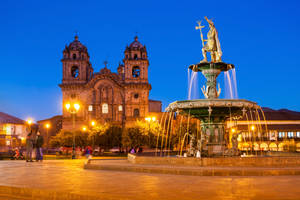 Cusco's Vibrant Main Square, The Heart Of Peru Wallpaper