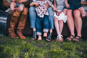 Cute Family Feet Wallpaper