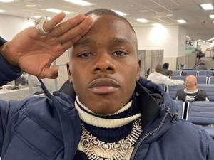 Dababy Rapper Salutes Wallpaper