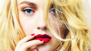 Dakota Fanning Elle Magazine February Cover Wallpaper