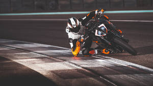 Dangerous Ktm 4k Bike Stunt Wallpaper