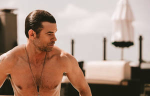 Daniel Gillies Swimming Wallpaper