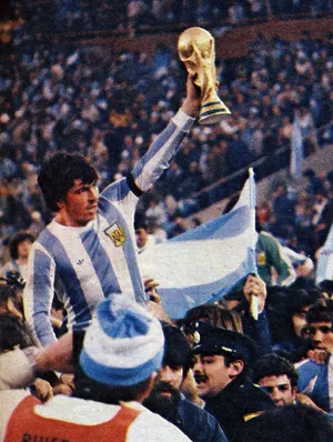 Daniel Passarella Golden World Cup Trophy Wallpaper