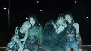 Dark Outfits Blackpink Desktop Wallpaper