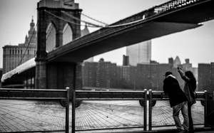 Date On East River And Brooklyn Bridge Wallpaper