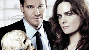 David Boreanaz And Emily Deschanel Bones Skull Wallpaper