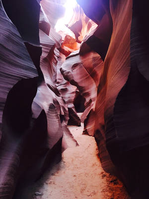 Dazzling Sunbeams Over Antelope Canyon Wallpaper