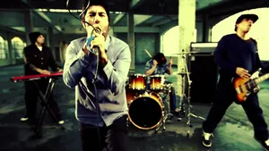 Deftones Singing Hd Wallpaper
