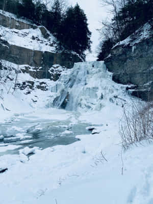 Delphi Falls In Winter Wallpaper