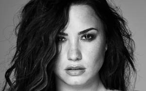 Demi Lovato Grayscale Wallpaper