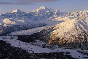 Denali Covered In Snow Wallpaper