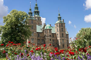 Denmark King’s Garden Wallpaper